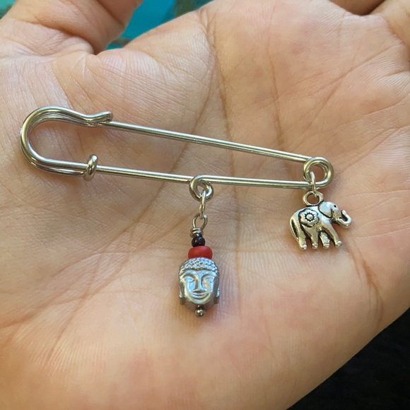 Buddha| Elephant Lucky Protection pin brooch - Picture 9 of 10